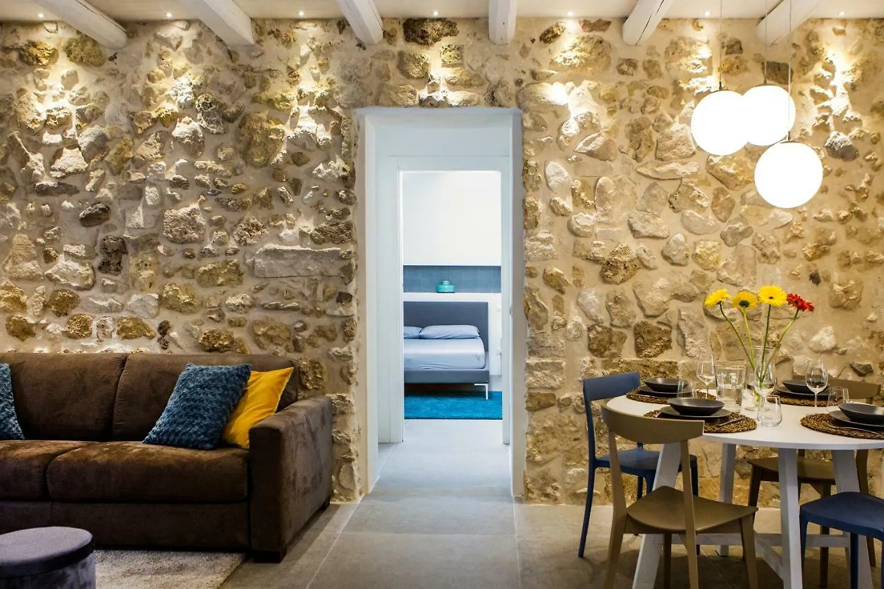 Residenza Nereo contacts